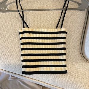cute small zara crop top.